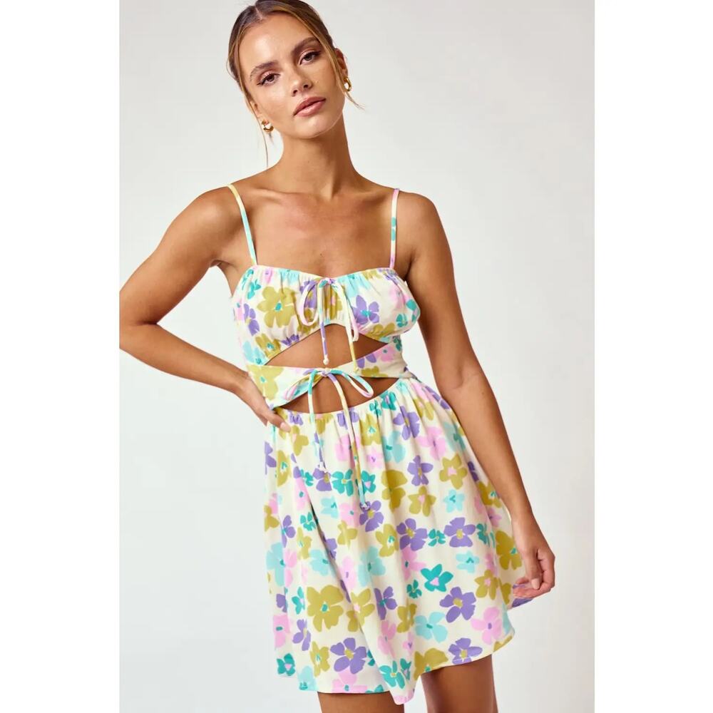 NEW NWT Blue Blush Floral Print Mini Dress SZ Small Smocked Back Flirty Cutaway